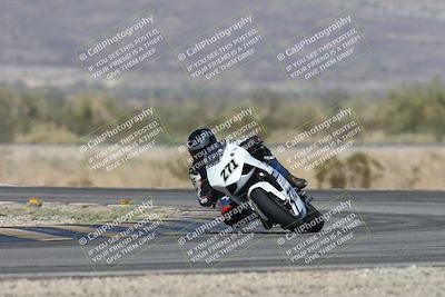 media/Nov-02-2025-CVMA (Sun) [[337aff29ab]]/Race 8-Formula Lightweight Twins Shootout/